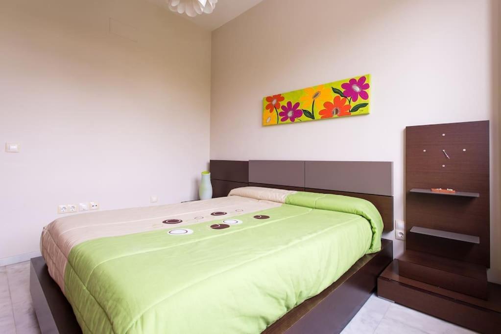 FIBES con parking gratis. Apartamento Sevilla Este. Exterior foto