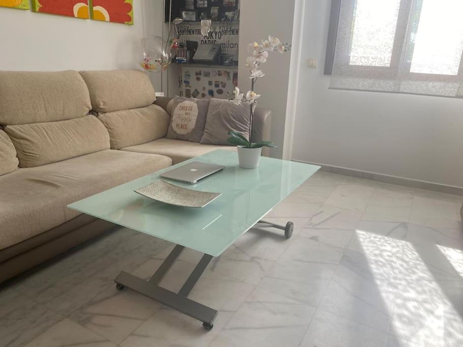 FIBES con parking gratis. Apartamento Sevilla Este. Exterior foto