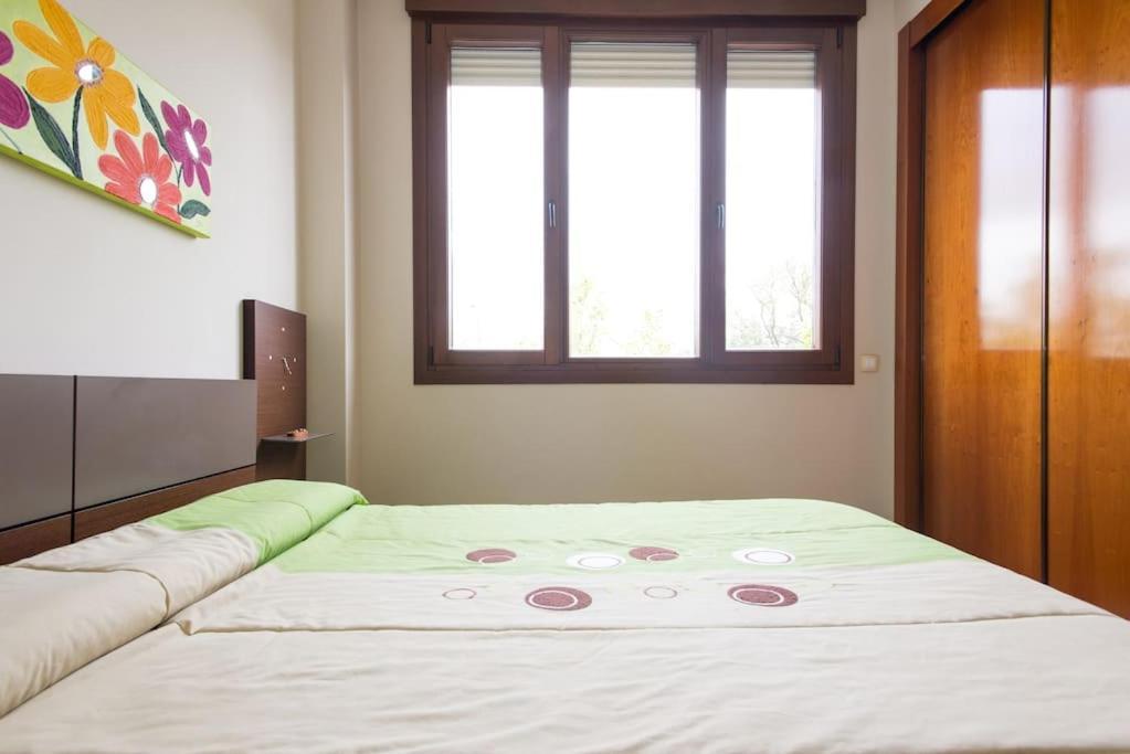 FIBES con parking gratis. Apartamento Sevilla Este. Exterior foto