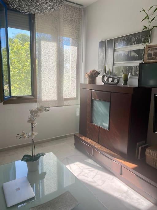 FIBES con parking gratis. Apartamento Sevilla Este. Exterior foto